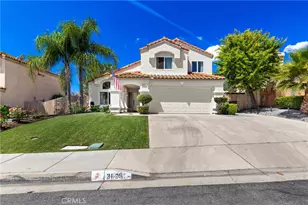 36297 Provence Dr, Murrieta, CA 92562 - Photo 4