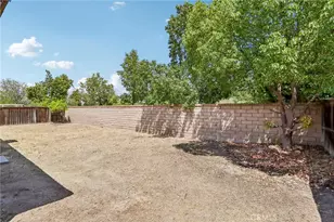 988 Roxanne, Hemet, CA 92543 - Photo 30