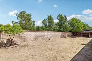 988 Roxanne, Hemet, CA 92543 - Photo 32