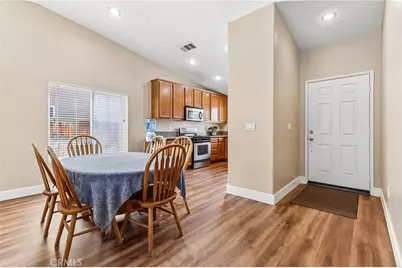 988 Roxanne, Hemet, CA 92543 - Photo 10