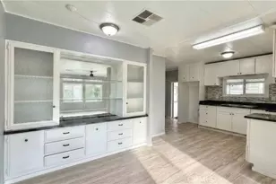 42751 E Florida Ave, Hemet, CA 92544 - Photo 14