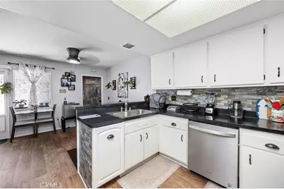 1103 Border, Corona, CA 92882 - Photo 12