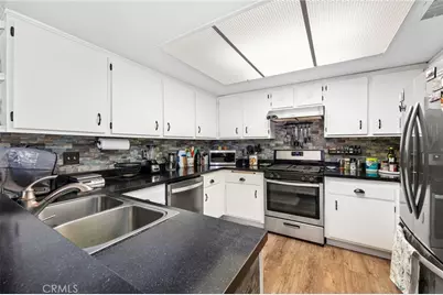1103 Border, Corona, CA 92882 - Photo 14
