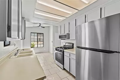 28275 Los Cielos, Menifee, CA 92586 - Photo 8