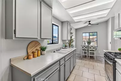 28275 Los Cielos, Menifee, CA 92586 - Photo 10