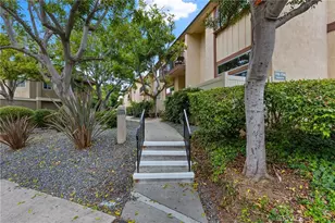 7720 Nightingale Way, San Diego, CA 92123 - Photo 2