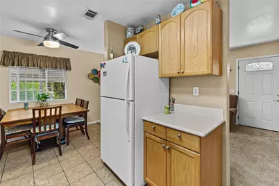2761 Redlands, Perris, CA 92571 - Photo 32