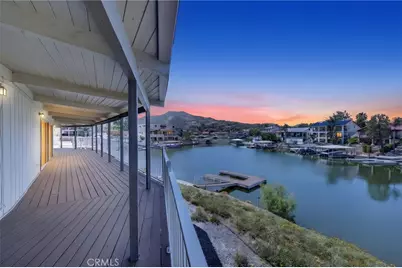 30199 Windward Drive, Canyon Lake, CA 92587 - Photo 4
