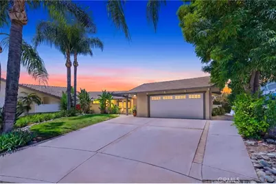 30199 Windward Drive, Canyon Lake, CA 92587 - Photo 2