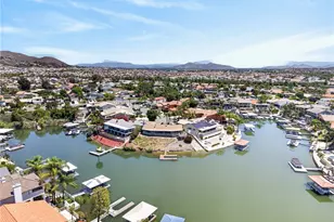 30199 Windward Dr, Canyon Lake, CA 92587 - Photo 4