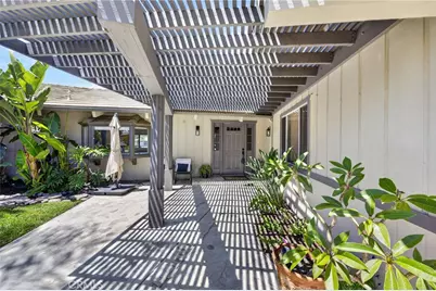 30199 Windward Drive, Canyon Lake, CA 92587 - Photo 6