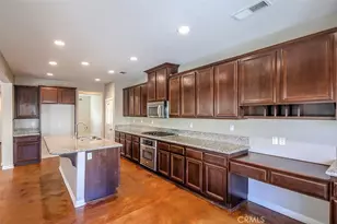 30756 Olympia Rose Dr, Murrieta, CA 92563 - Photo 8