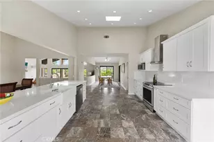 42371 Via De Los Fideos, Temecula, CA 92590 - Photo 30
