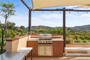 42371 Via De Los Fideos, Temecula, CA 92590 - Photo 54