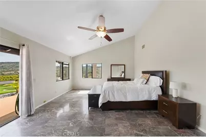 42371 Via De Los Fideos, Temecula, CA 92590 - Photo 40