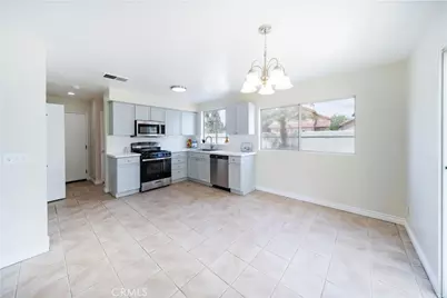 877 Willowcreek, Corona, CA 92878 - Photo 18