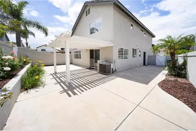 877 Willowcreek, Corona, CA 92878 - Photo 4