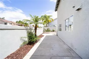 877 Willowcreek, Corona, CA 92878 - Photo 40