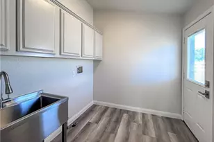 40705 Calle Vecina, Temecula, CA 92592 - Photo 14