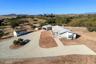 40705 Calle Vecina, Temecula, CA 92592 - Photo 2