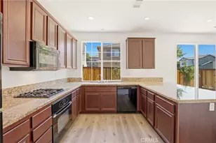 31598 31598 Six Rivers Ct, Temecula, CA 92592 - Photo 8