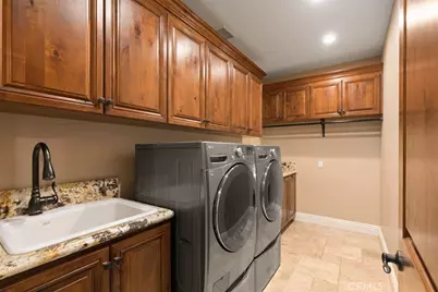 21128 Via Los Laureles, Murrieta, CA 92562 - Photo 24