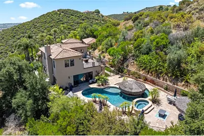 21128 Via Los Laureles, Murrieta, CA 92562 - Photo 8