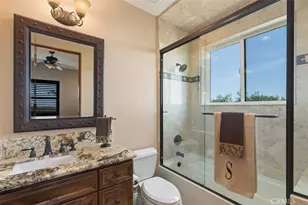 21128 Via Los Laureles, Murrieta, CA 92562 - Photo 32