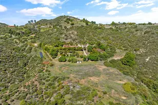 21128 Via Los Laureles, Murrieta, CA 92562 - Photo 62