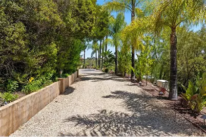 21128 Via Los Laureles, Murrieta, CA 92562 - Photo 12
