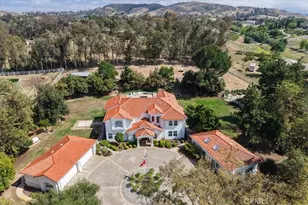 37626 Avenida La Cresta, Murrieta, CA 92562 - Photo 4
