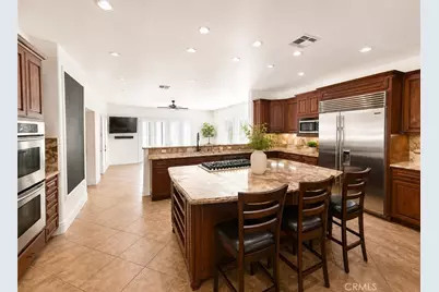37626 Avenida La Cresta, Murrieta, CA 92562 - Photo 6