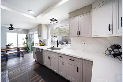 39410 Medina Court, Murrieta, CA 92562 - Photo 16