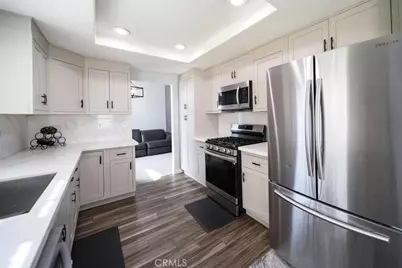 39410 Medina Court, Murrieta, CA 92562 - Photo 14
