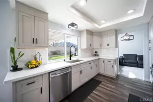 39410 Medina Ct, Murrieta, CA 92562 - Photo 12
