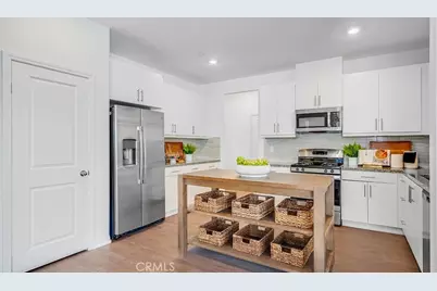17882 Hawes Court, Hesperia, CA 92345 - Photo 2