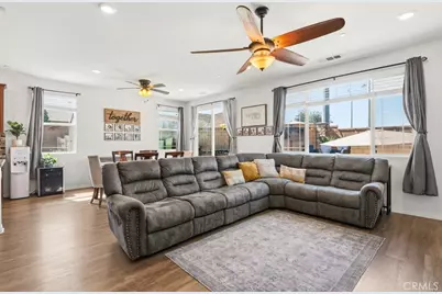 29100 Redwood, Menifee, CA 92584 - Photo 6