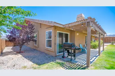 5228 Verenda, 29 Palms MCB, CA 92277 - Photo 36