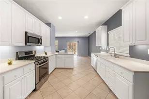 151 Ropango Way, Hemet, CA 92545 - Photo 8