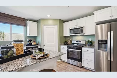 31196 Maple Bark Drive, Winchester, CA 92596 - Photo 6
