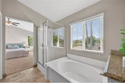 31881 Via Tafalla, Temecula, CA 92592 - Photo 34