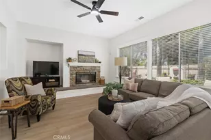 37672 Oxford Dr, Murrieta, CA 92562 - Photo 8