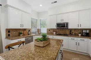 37672 Oxford Dr, Murrieta, CA 92562 - Photo 14