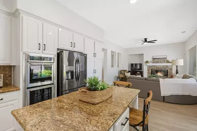 37672 Oxford Drive, Murrieta, CA 92562 - Photo 16