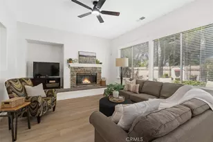 37672 Oxford Dr, Murrieta, CA 92562 - Photo 8