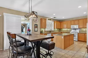 26110 Shady Brook, Murrieta, CA 92563 - Photo 6