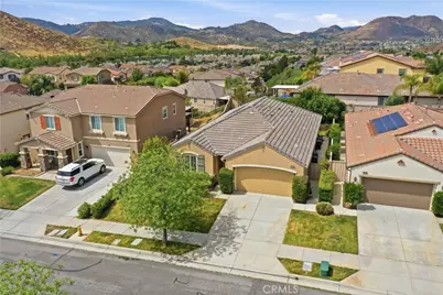 34343 Blossoms, Lake Elsinore, CA 92532 - Photo 2