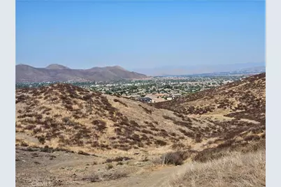 29409 Sugar Court, Menifee, CA 92584 - Photo 4