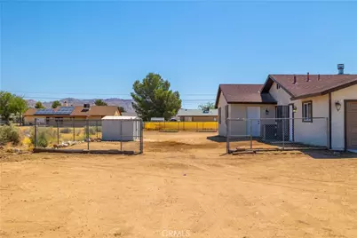 16639 Dale Evans, Apple Valley, CA 92307 - Photo 4