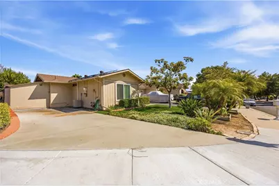 1404 Peacock Boulevard, Oceanside, CA 92056 - Photo 24